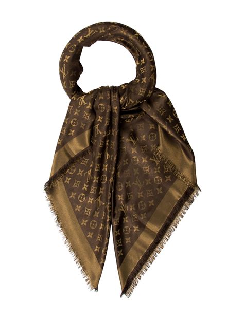 monogram shine shawl louis vuitton